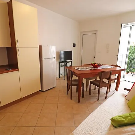 Ferienhaus Martina A *